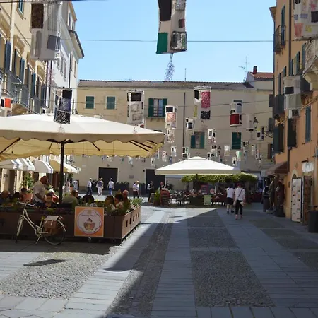 Oda ve Kahvaltı Gaudi Alghero