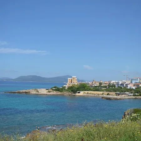 Oda ve Kahvaltı Gaudi 3*