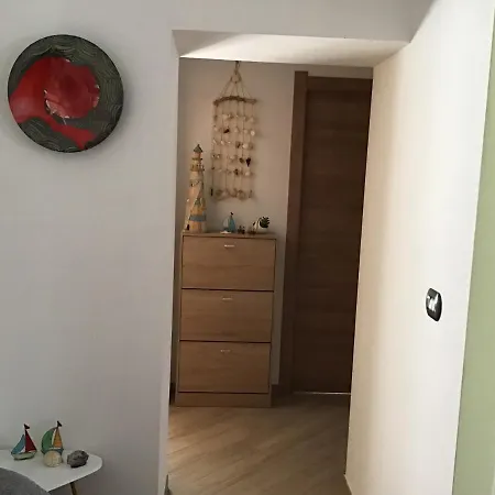 Gaudi לינה וארוחת בוקר 3*