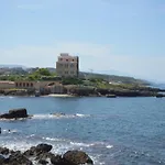 Gaudi לינה וארוחת בוקר 3*