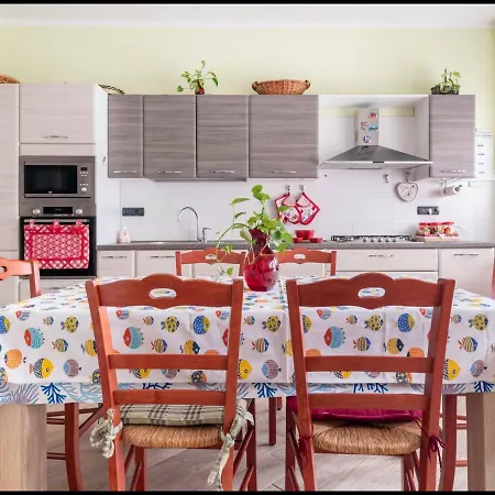 Gaudi Nocleg ze śniadaniem Alghero